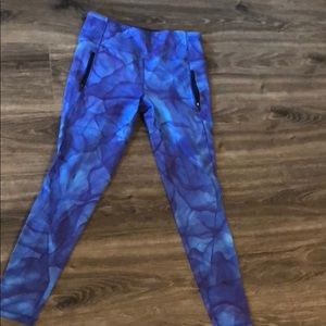 Lululemon leggings size 10